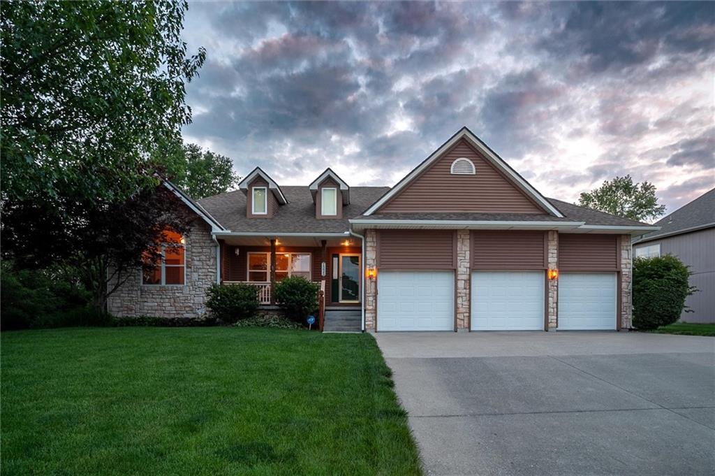Listing Photo MLS #HMS2553759