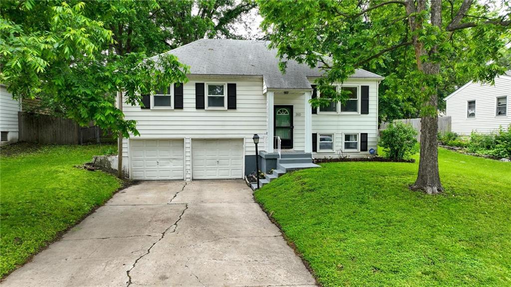 Listing Photo MLS #HMS2553798