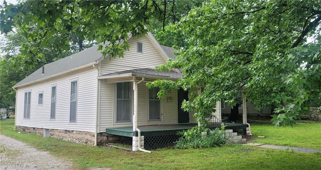 Listing Photo MLS #HMS2553929