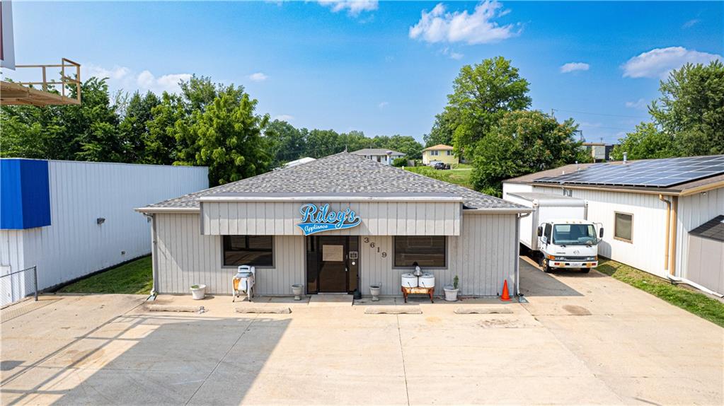 Listing Photo MLS #HMS2555033