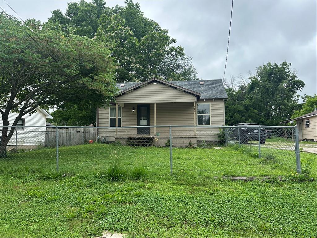 Listing Photo MLS #HMS2555075