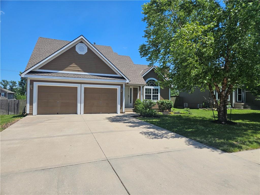 Listing Photo MLS #HMS2555092