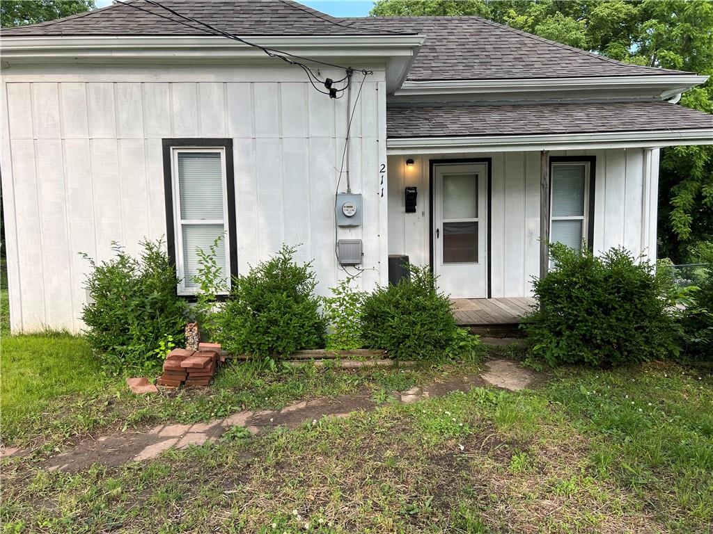 Listing Photo MLS #HMS2555167