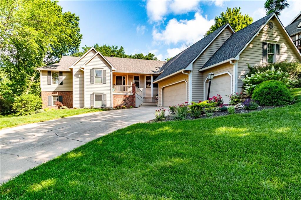 Listing Photo MLS #HMS2555304
