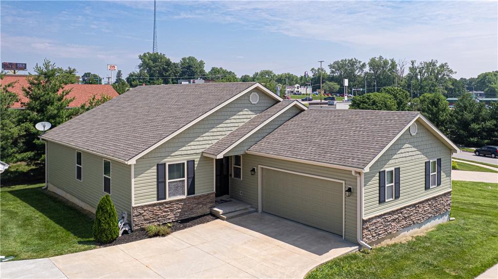 Listing Photo MLS #HMS2555350