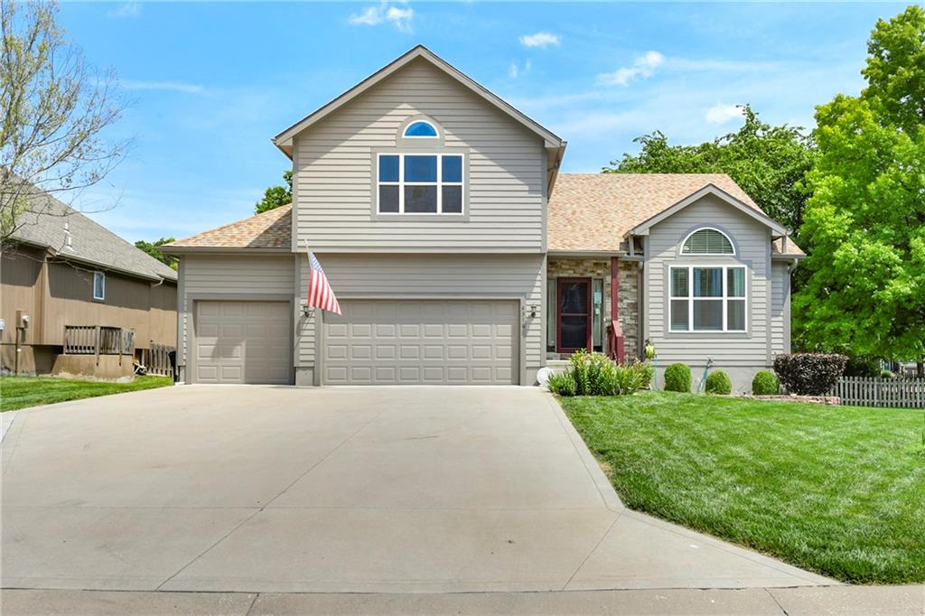 Listing Photo MLS #HMS2555366