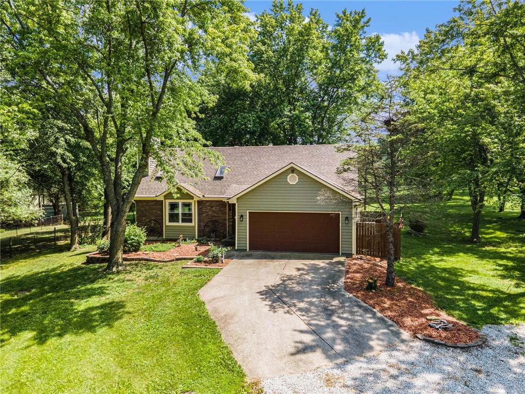 Listing Photo MLS #HMS2555374