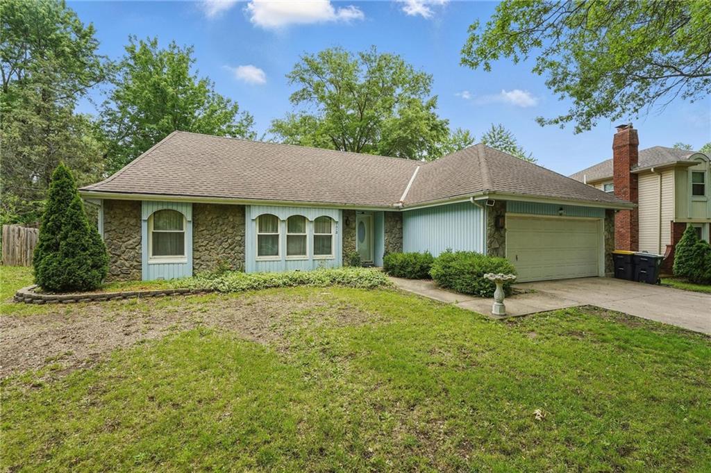 Listing Photo MLS #HMS2555381