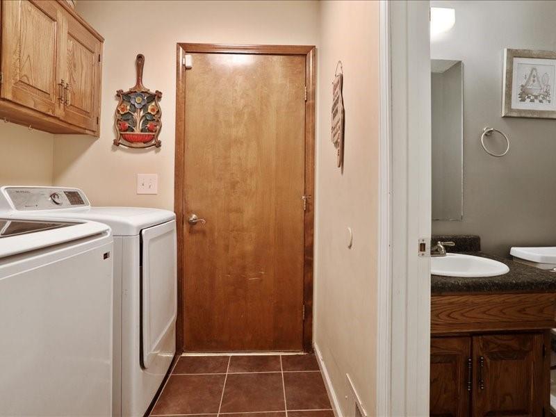 Listing Photo MLS #HMS2555410