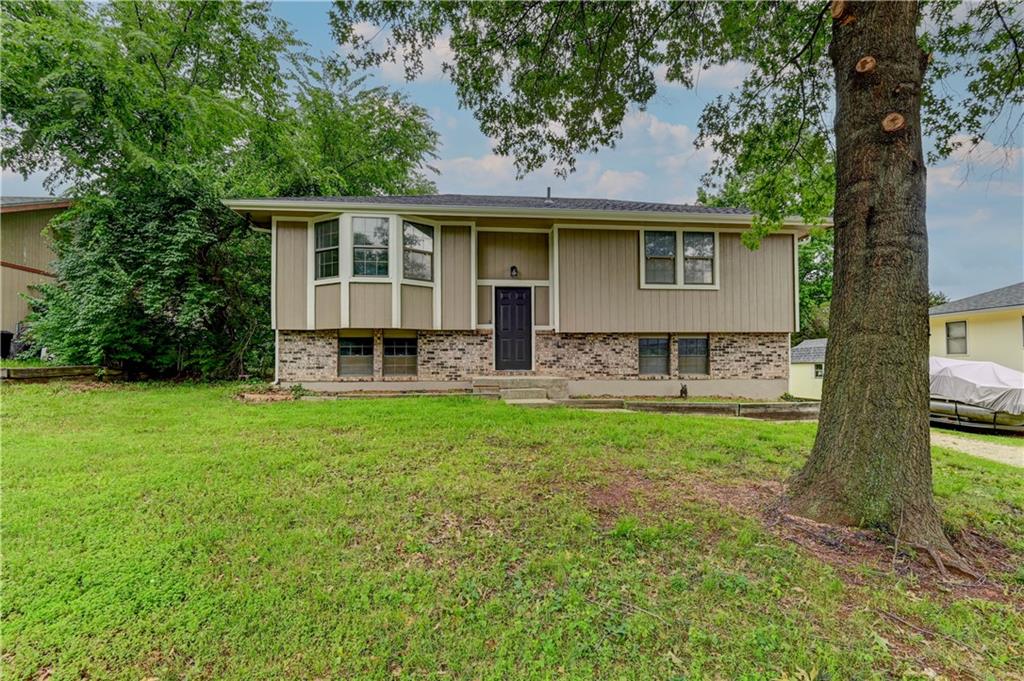 Listing Photo MLS #HMS2555423