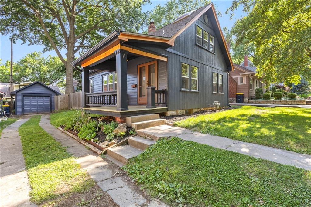 Listing Photo MLS #HMS2555439