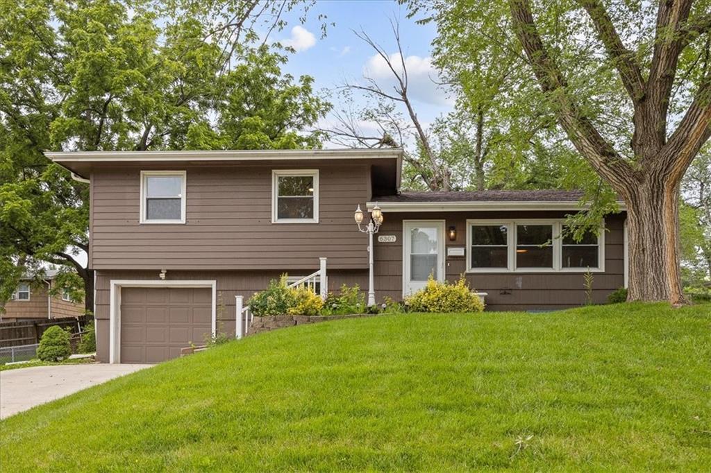 Listing Photo MLS #HMS2555473