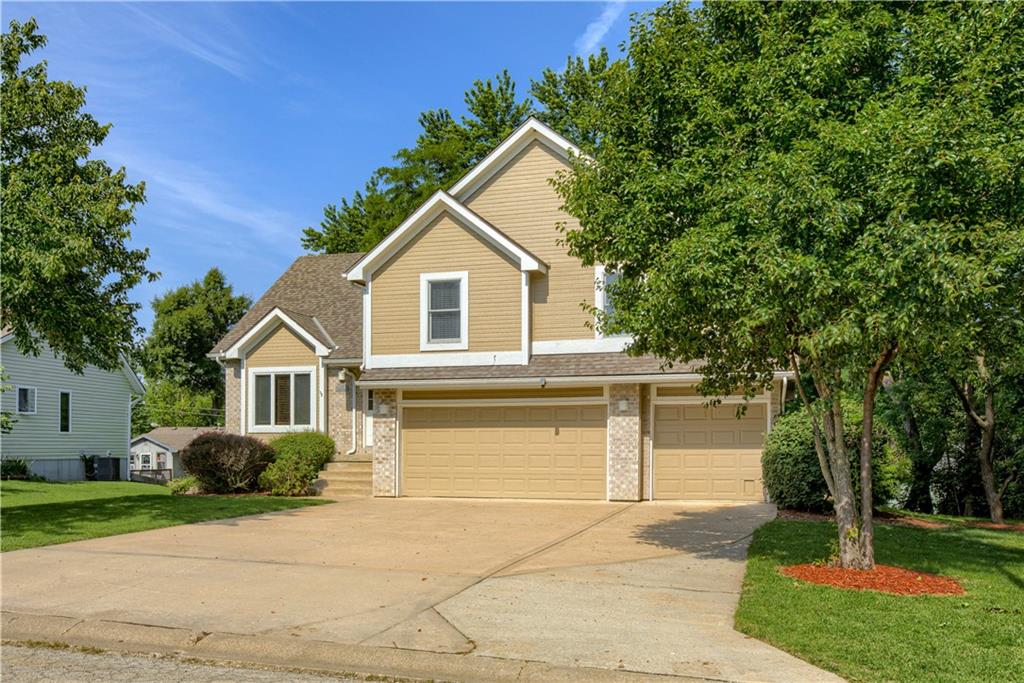 Listing Photo MLS #HMS2555504