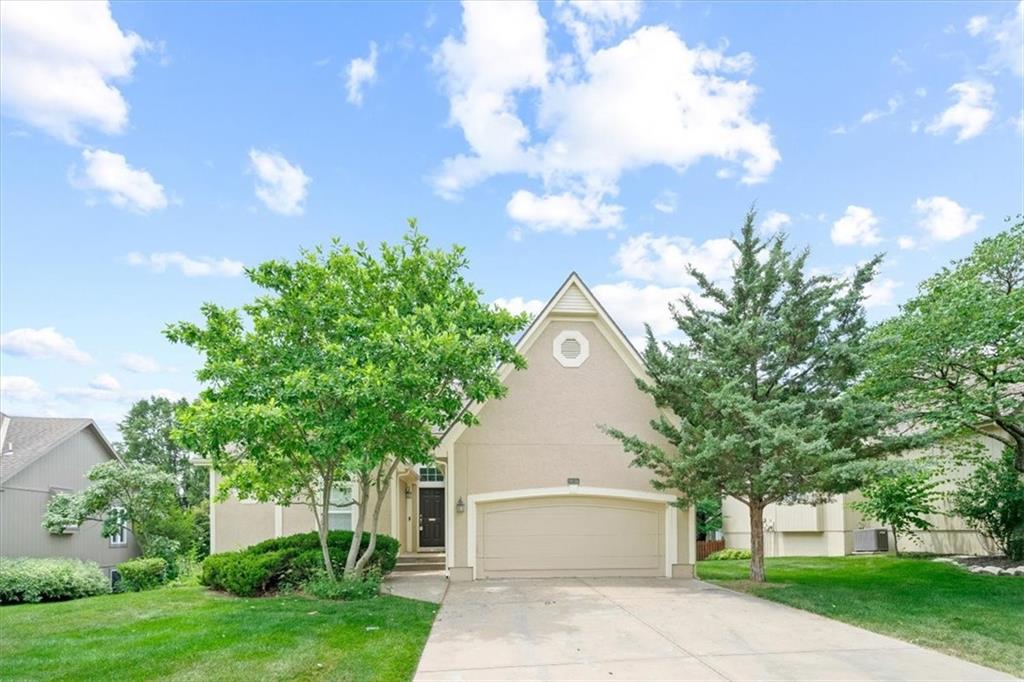 Listing Photo MLS #HMS2555632