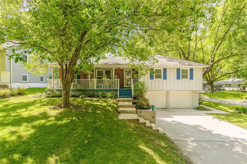 Listing Photo MLS #HMS2555723