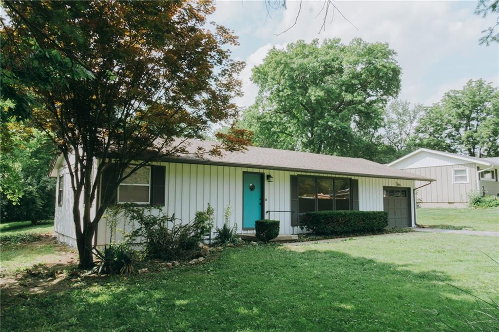 Listing Photo MLS #HMS2555758