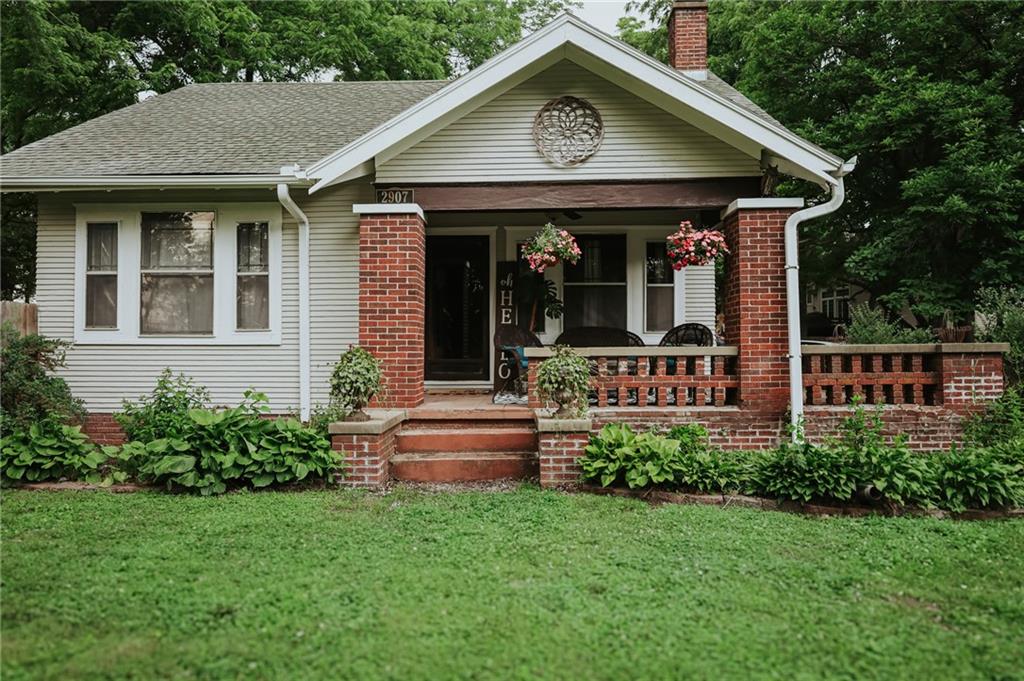 Listing Photo MLS #HMS2555892