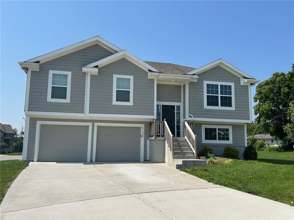Listing Photo MLS #HMS2555926