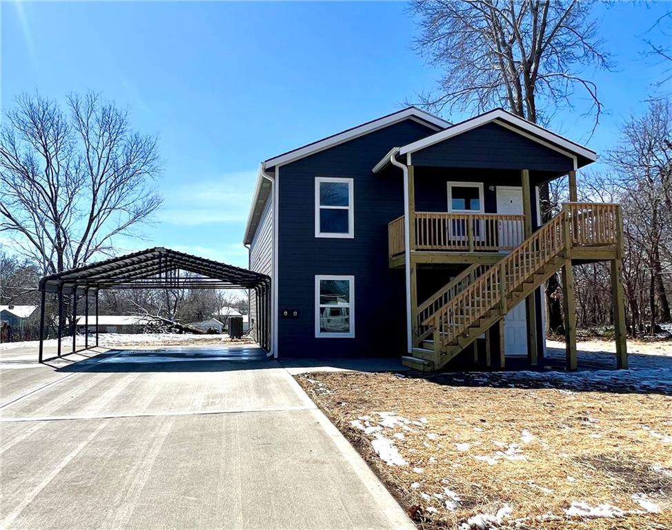 Listing Photo MLS #HMS2555947