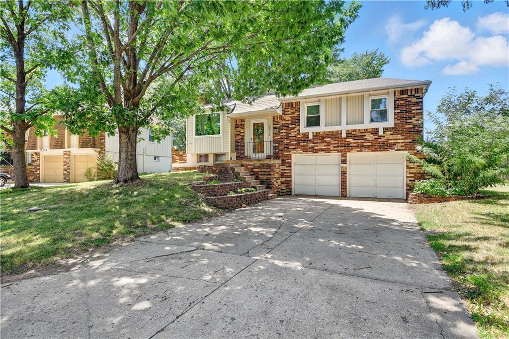 Listing Photo MLS #HMS2555994