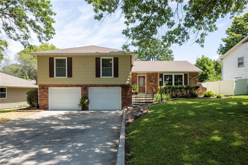 Listing Photo MLS #HMS2556001