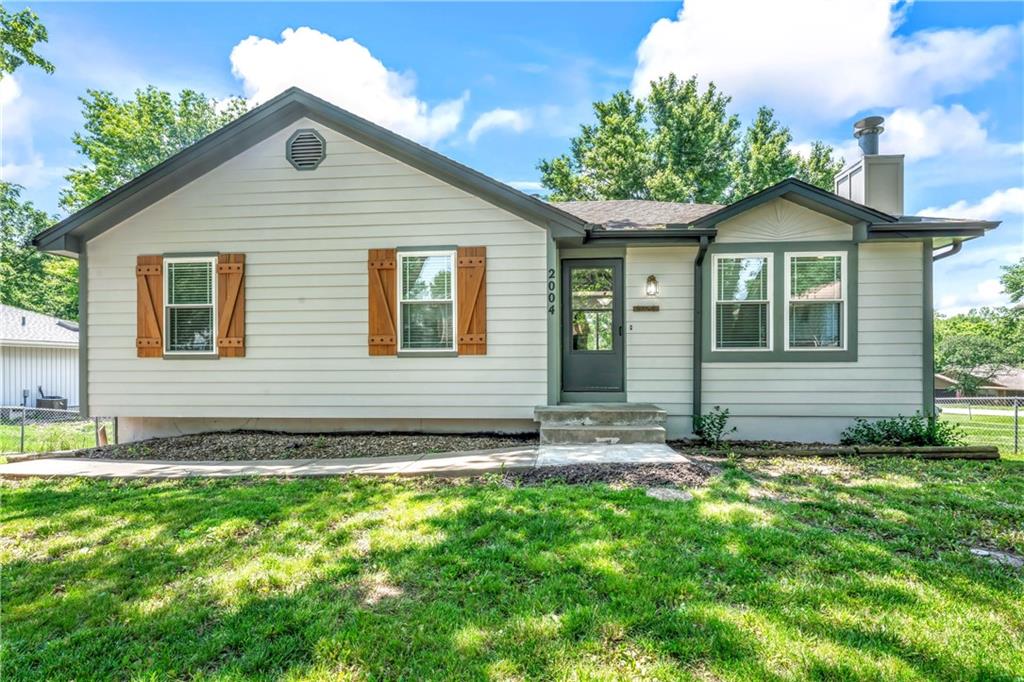 Listing Photo MLS #HMS2556013