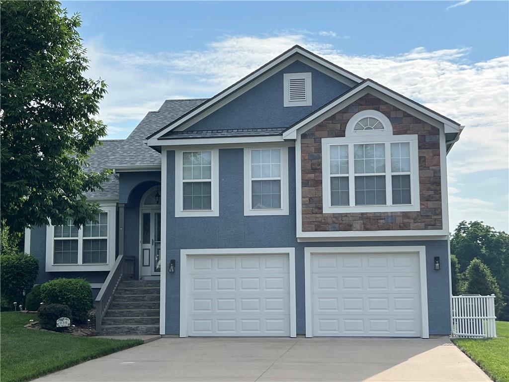 Listing Photo MLS #HMS2556024