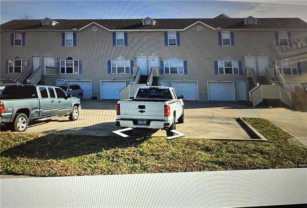 Listing Photo MLS #HMS2556055