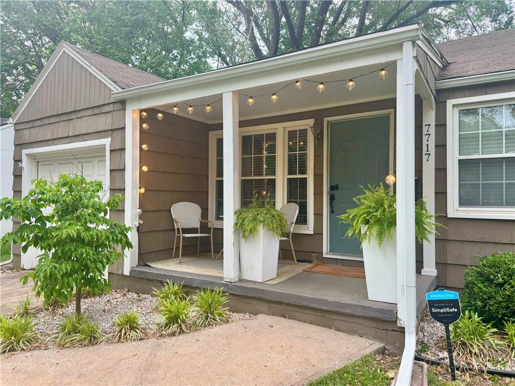 Listing Photo MLS #HMS2556127