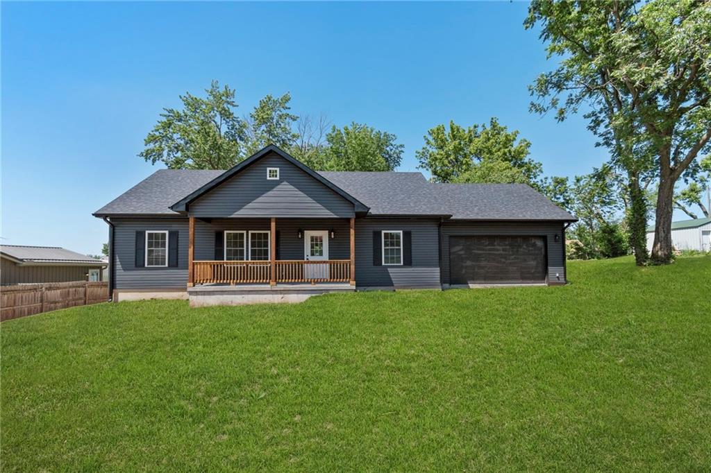 Listing Photo MLS #HMS2556197