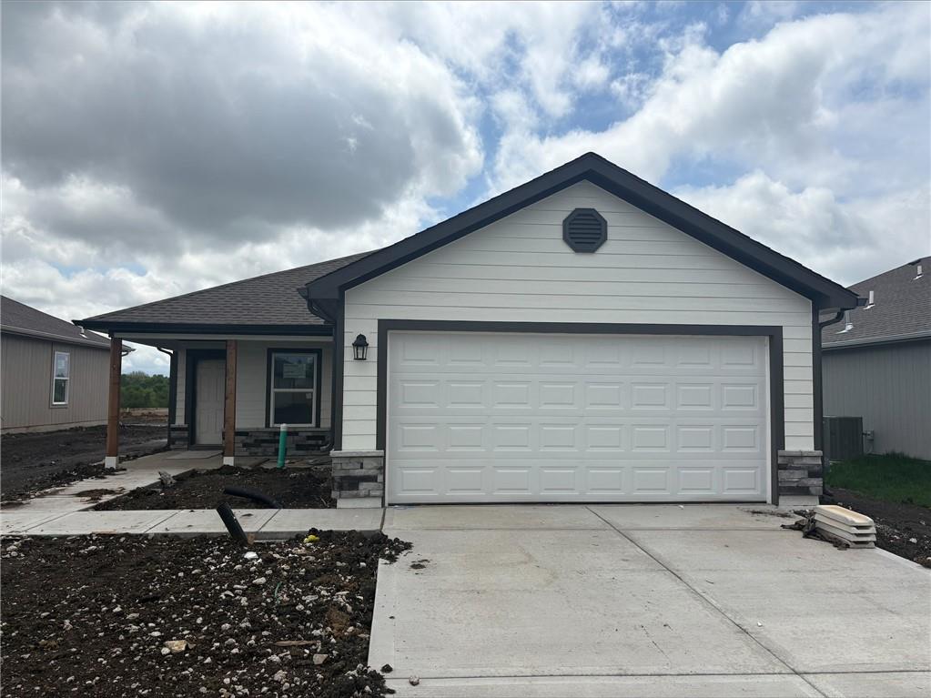 Listing Photo MLS #HMS2556201