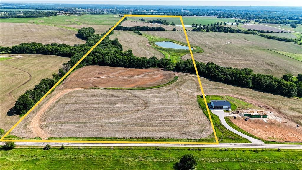 Listing Photo MLS #HMS2556215
