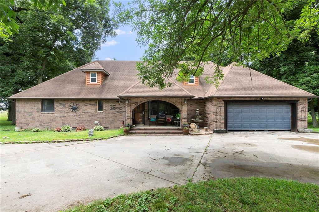 Listing Photo MLS #HMS2556233