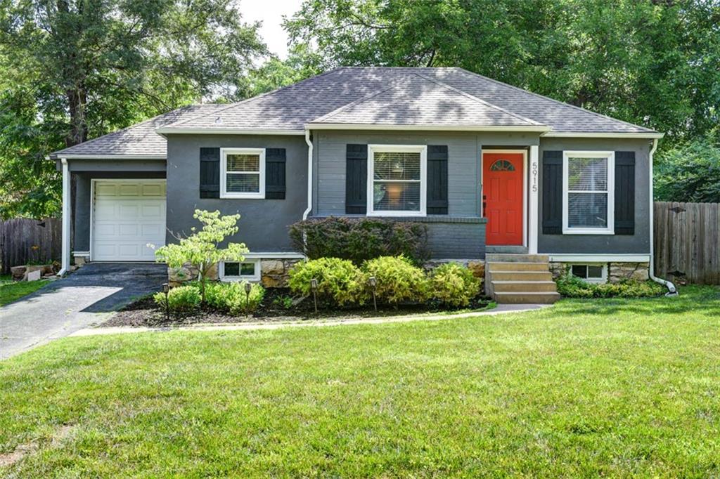 Listing Photo MLS #HMS2556345