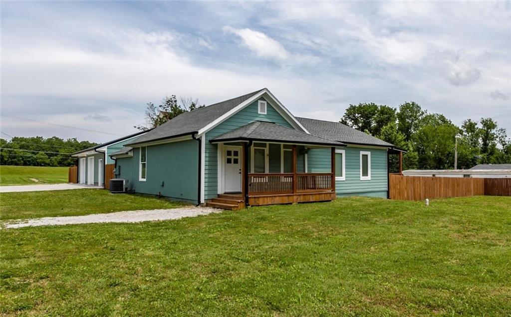 Listing Photo MLS #HMS2556521