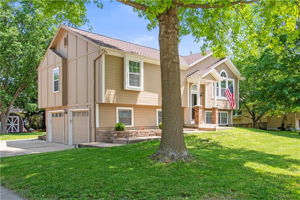 Listing Photo MLS #HMS2556586