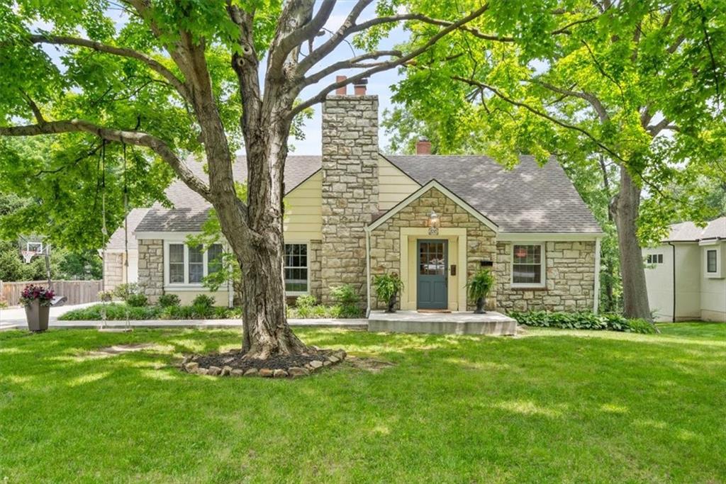 Listing Photo MLS #HMS2556622