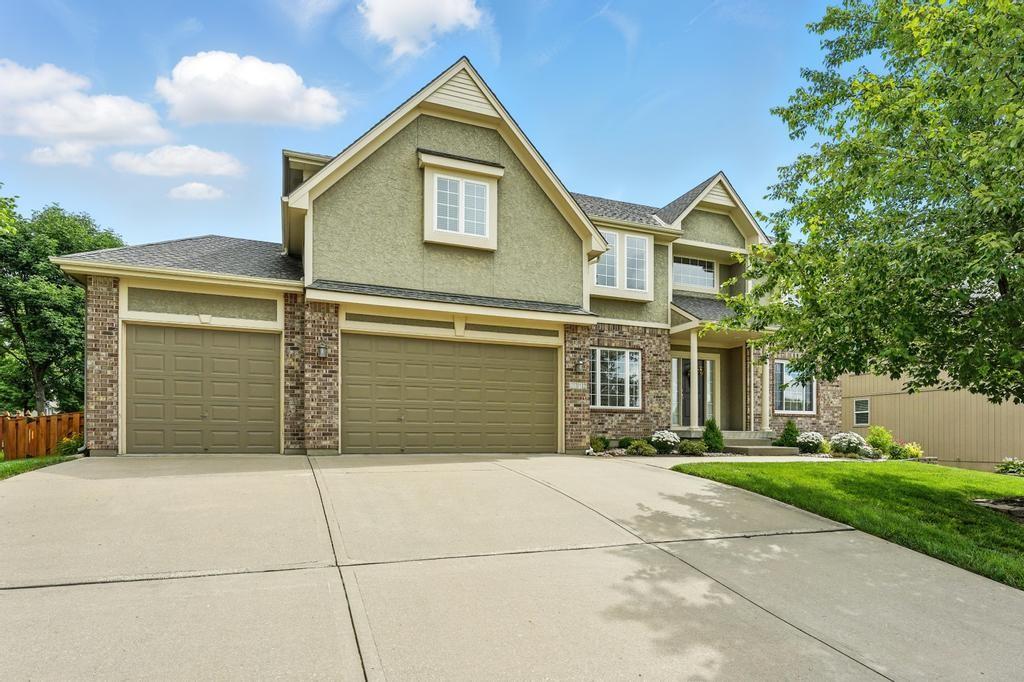 Listing Photo MLS #HMS2556754