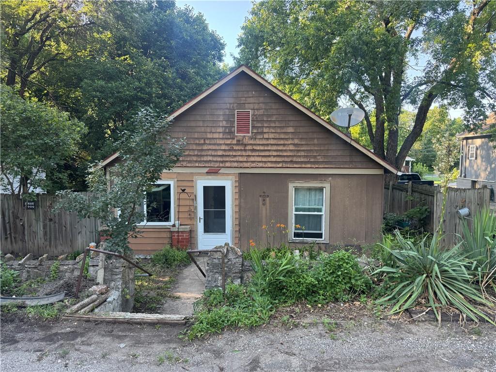 Listing Photo MLS #HMS2556994