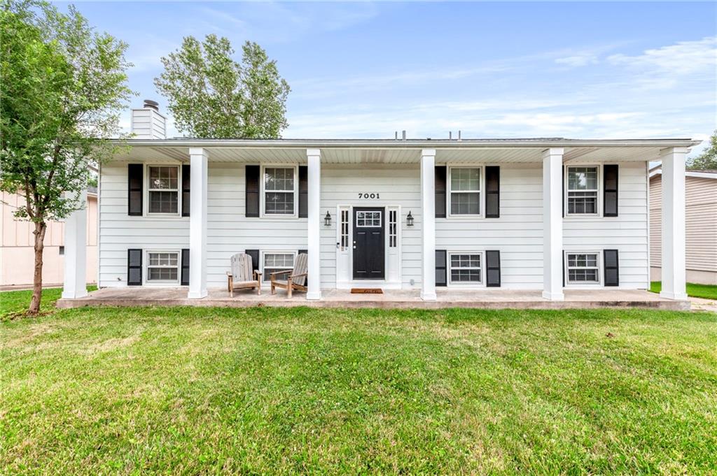 Listing Photo MLS #HMS2557089