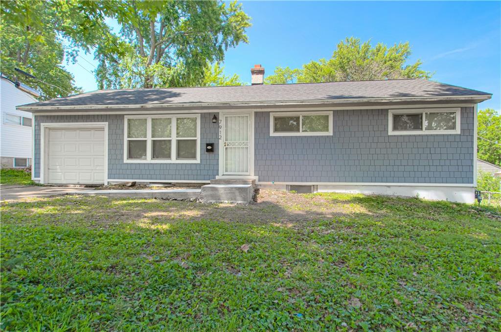 Listing Photo MLS #HMS2557098
