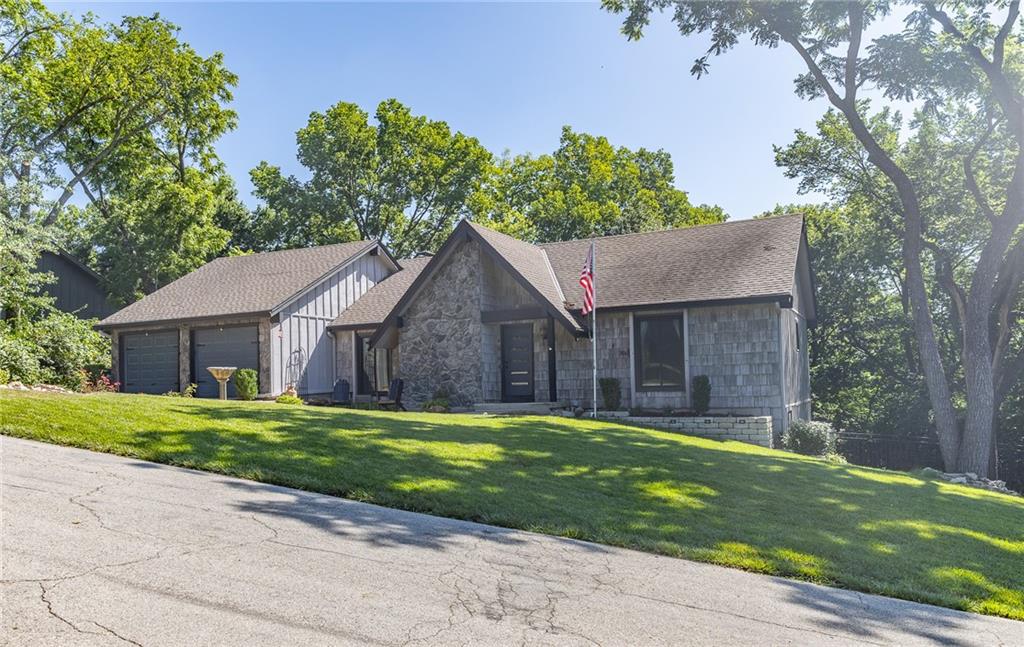 Listing Photo MLS #HMS2557140