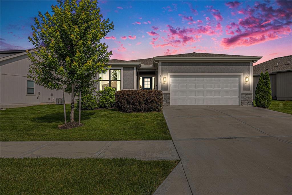 Listing Photo MLS #HMS2557291