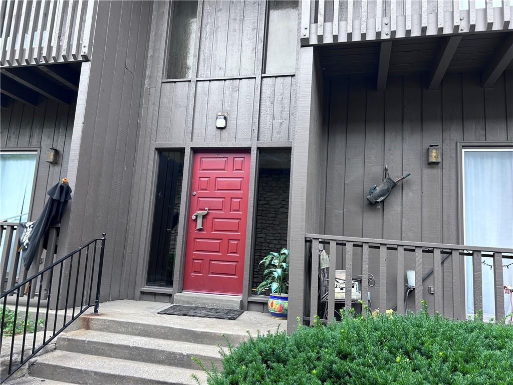 Listing Photo MLS #HMS2557315