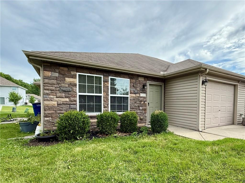 Listing Photo MLS #HMS2557317