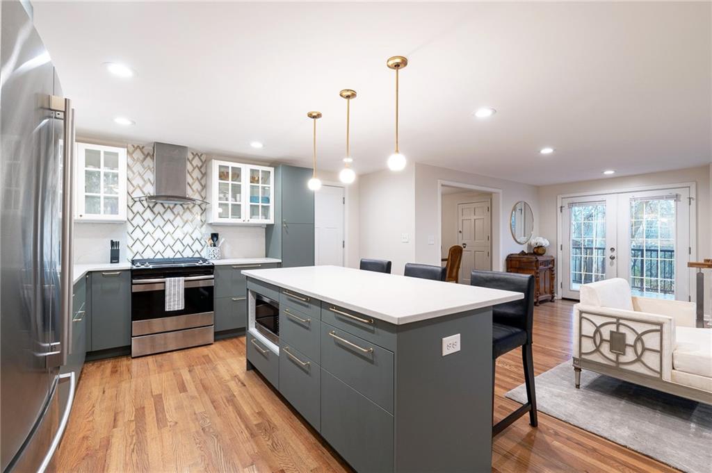 Listing Photo MLS #HMS2557318