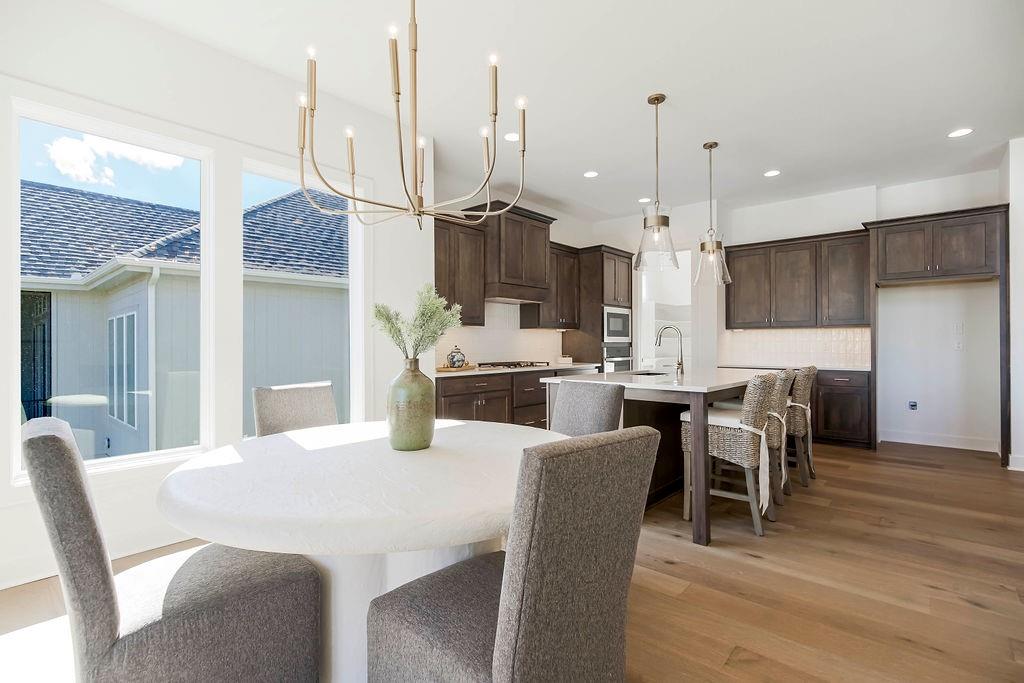 Listing Photo MLS #HMS2557352