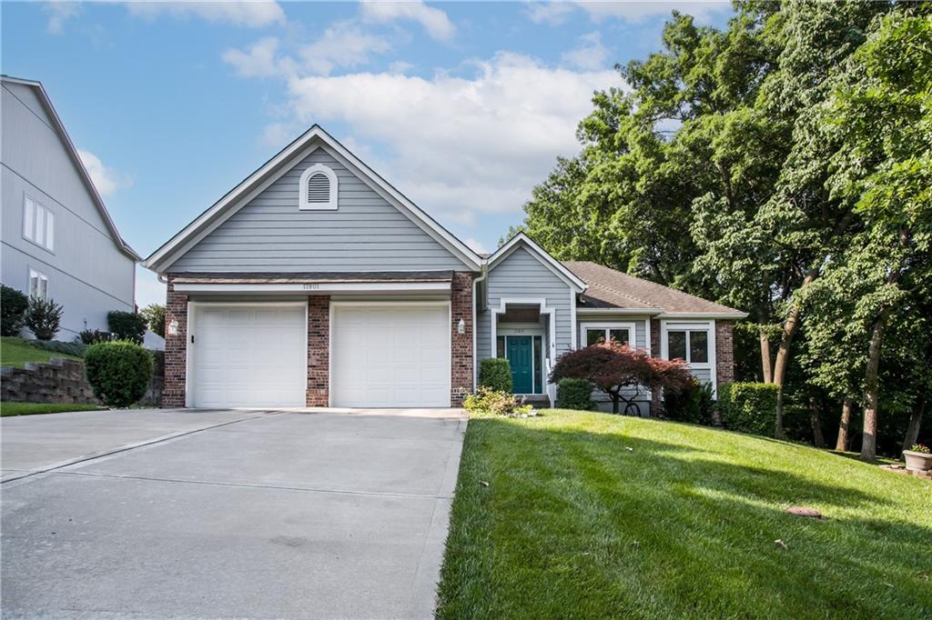 Listing Photo MLS #HMS2557425