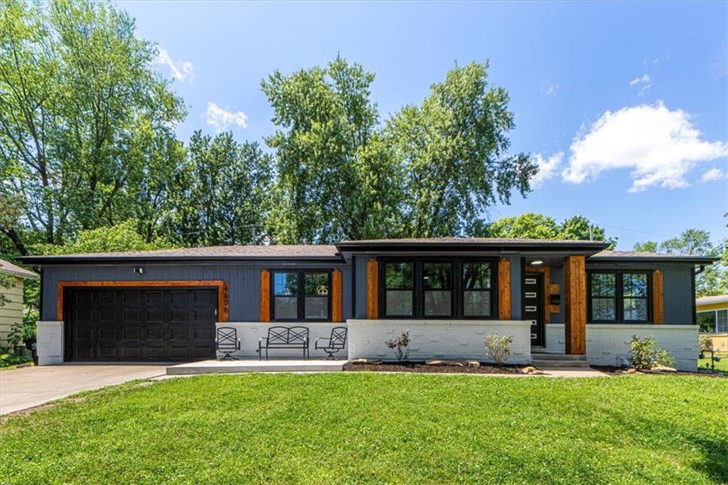 Listing Photo MLS #HMS2557457