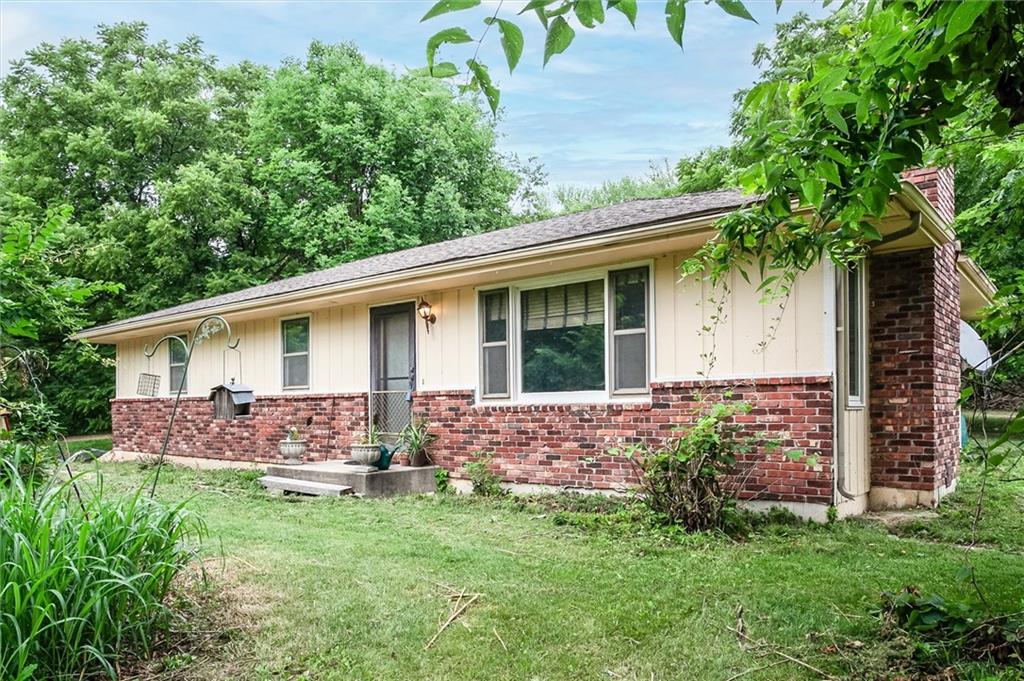 Listing Photo MLS #HMS2557465